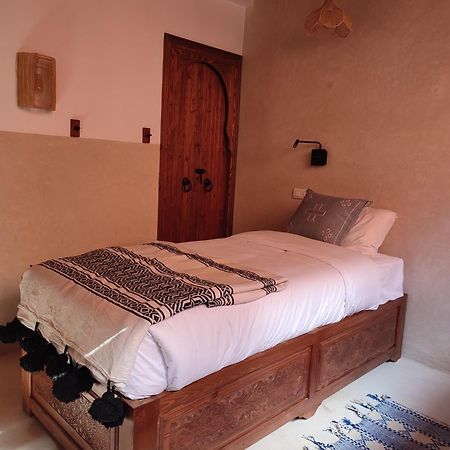 Private Room In Apartment Tov Тагазут Екстериор снимка