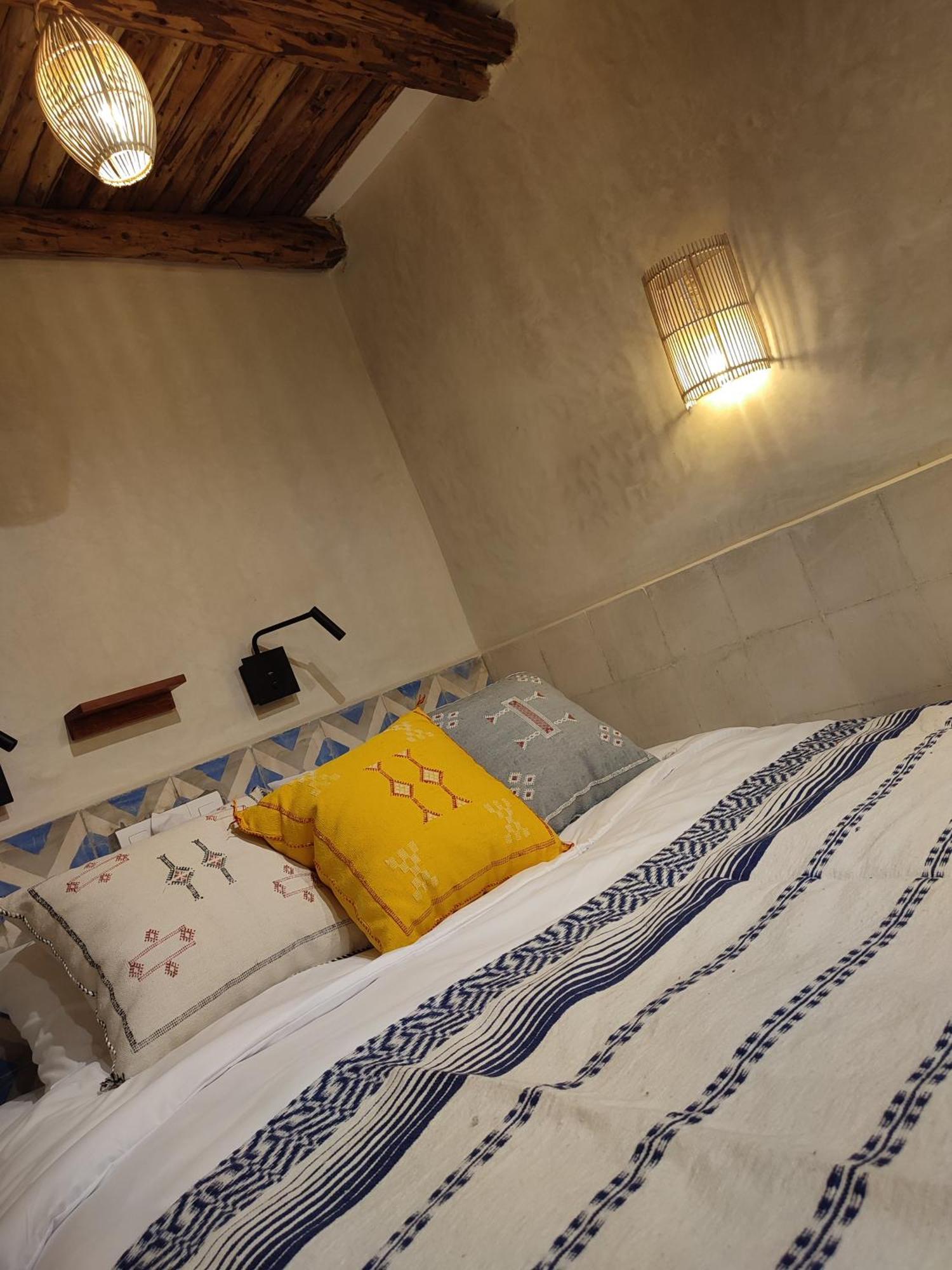 Private Room In Apartment Tov Тагазут Екстериор снимка
