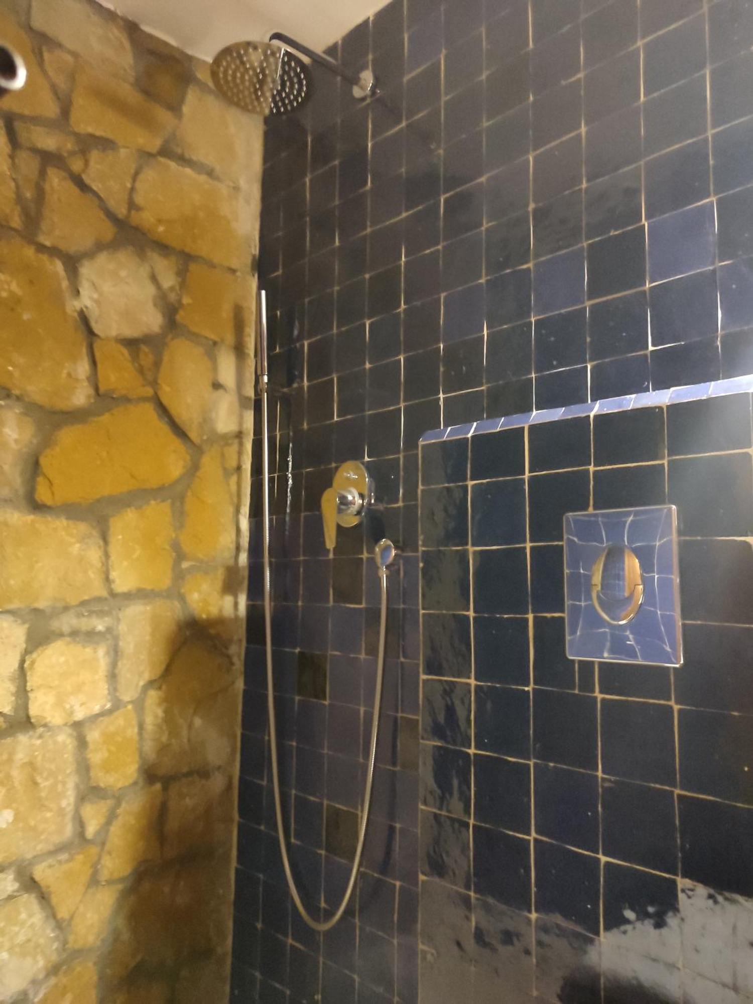 Private Room In Apartment Tov Тагазут Екстериор снимка
