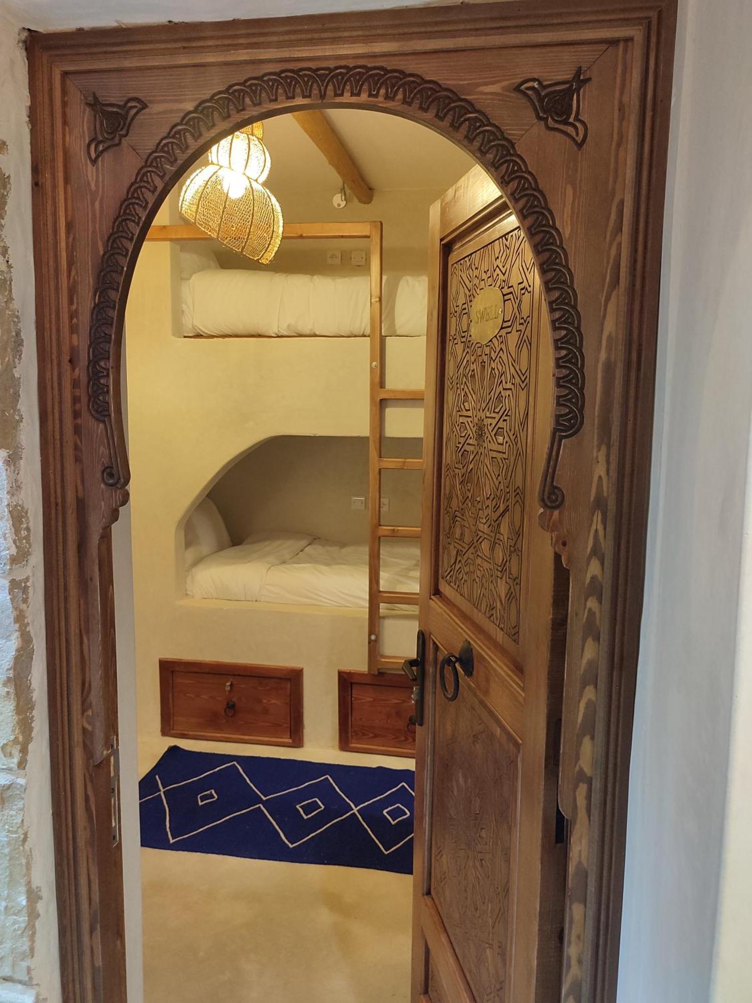 Private Room In Apartment Tov Тагазут Екстериор снимка