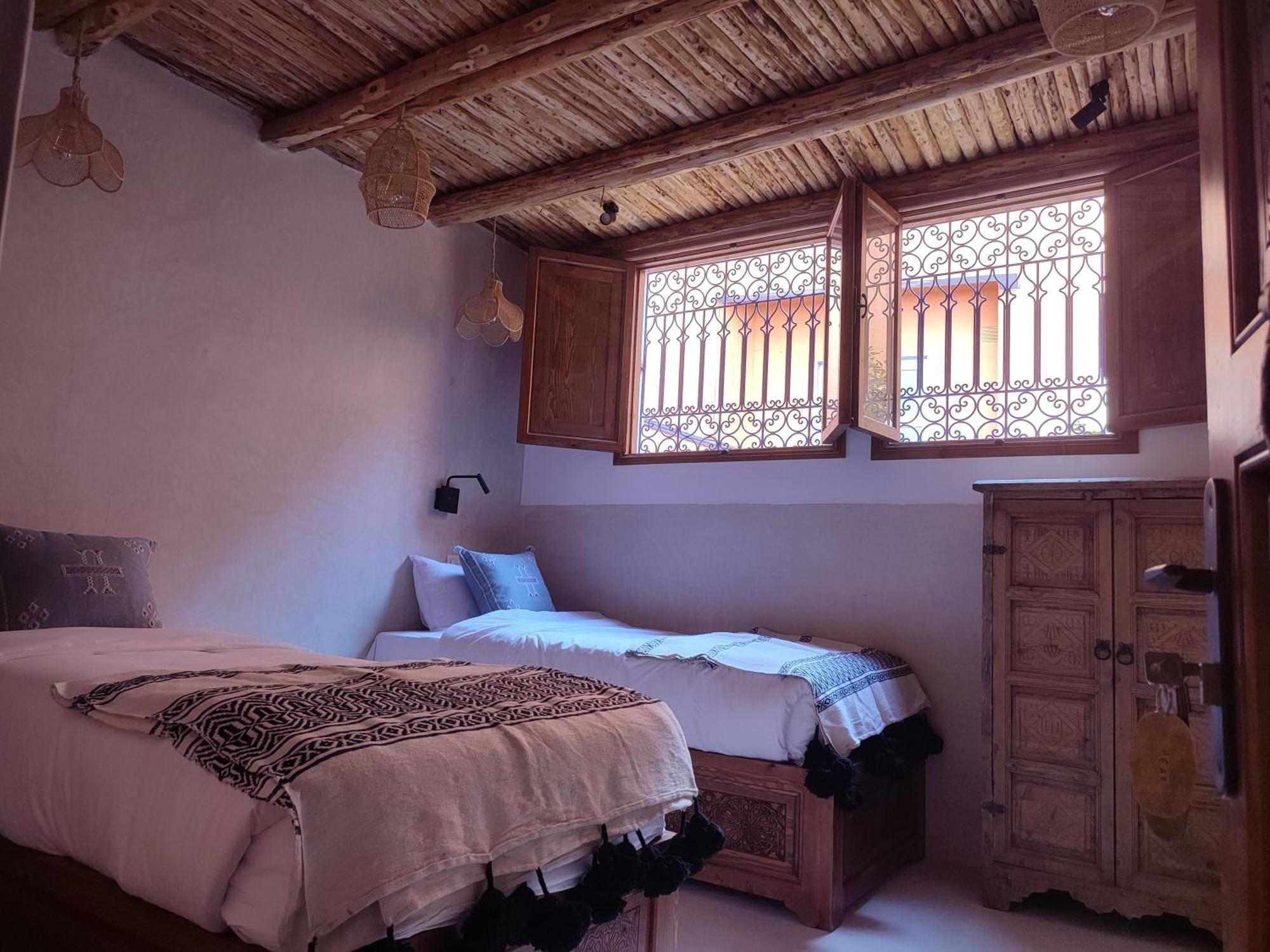 Private Room In Apartment Tov Тагазут Екстериор снимка