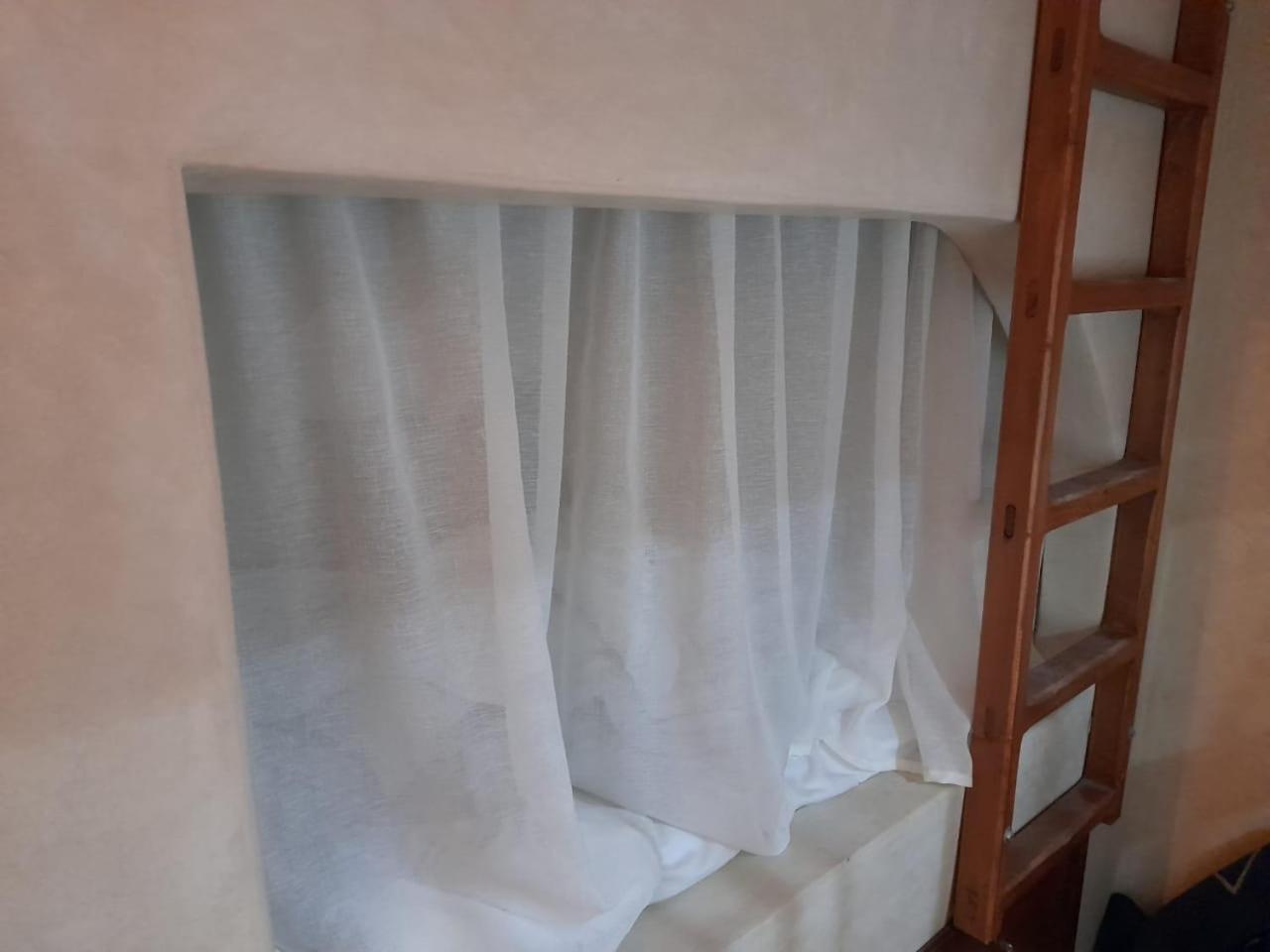 Private Room In Apartment Tov Тагазут Екстериор снимка